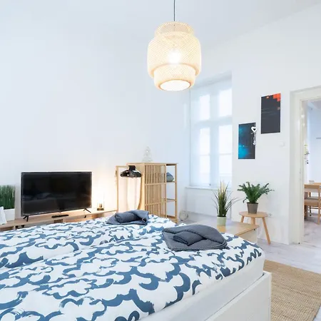 Apartament In The Heart Of Party District Ka28